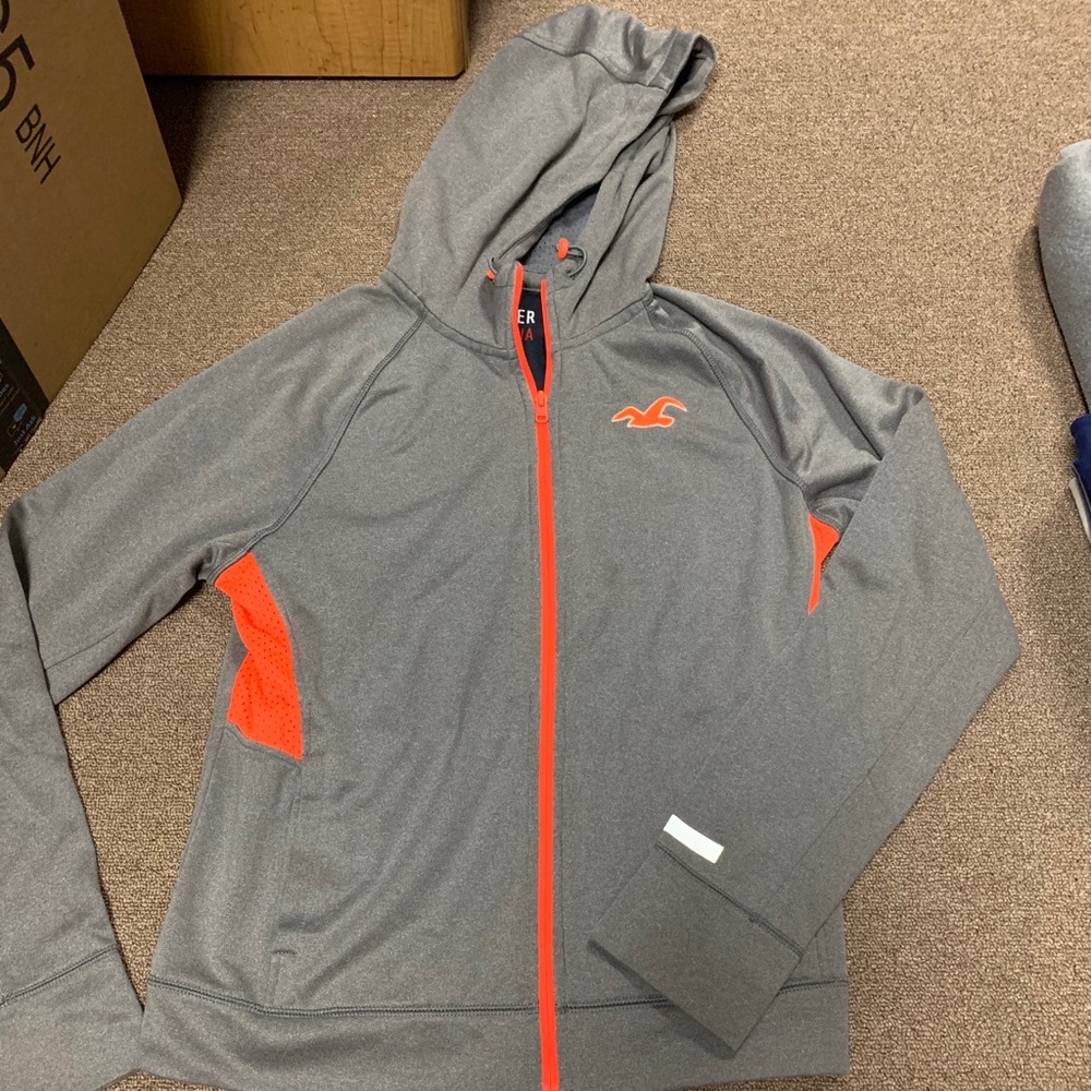 Men’s zip up sweatshirt